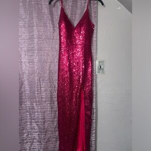 This was my sophomore year prom dress. Super pretty. Worn once for 1 1/2 hours